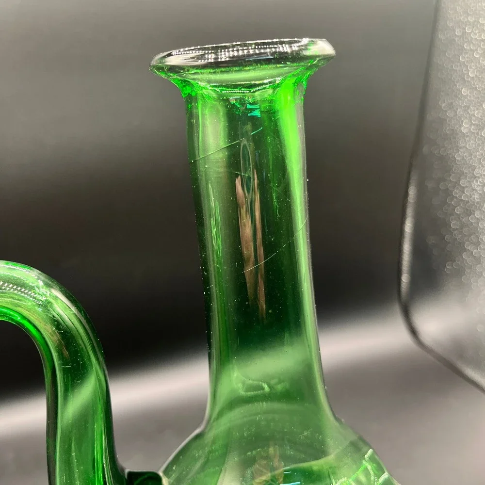 Vtg Green Hand Blown Glass Wine Decanter w/ Internal Ice‎ Chamber Chiller 19